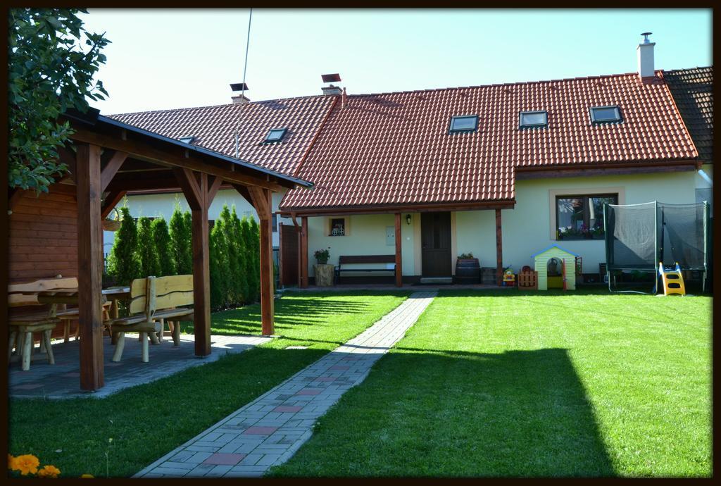 Villa Nina Liptov Liptovský Ján Esterno foto